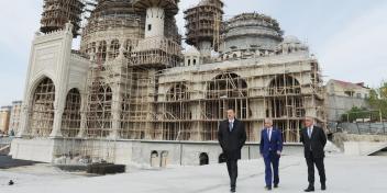 Ilham Aliyev examined course of construction of new mosque complex in Binagadi district