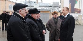 Ilham Aliyev met with residents of the Girmizi Gasaba settlement in Guba District