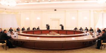 Negotiations between Ilham Aliyev and Islam Karimov in an expanded format