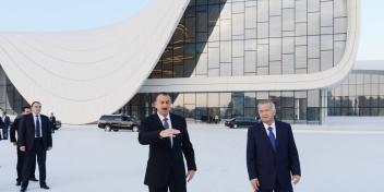 Presidents of Azerbaijan and Uzbekistan visited the State Flag Square and the Heydar Aliyev Center