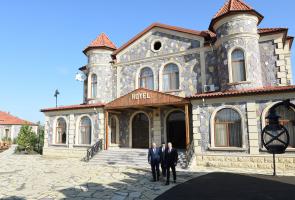 Ilham Aliyev reviewed “Fermer” roadside recreation center in Ujar