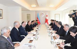 Ilham Aliyev and the Georgian Prime Minister held an expanded meeting