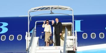 Ilham Aliyev ended his working visit to France