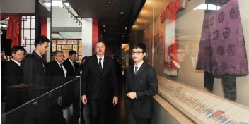 Ilham Aliyev viewed the Capital Museum in Beijing