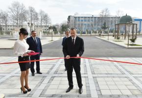 İlham Əliyev Gəncədə Azərbaycan Dövlət Aqrar Universitetinin tələbə yataqxanasının açılışında iştirak edib