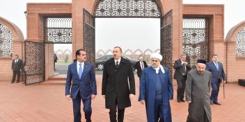 Ilham Aliyev visited Imamzade religious complex in Ganja