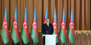 Ilham Aliyev attended official reception on the occasion of Azerbaijan's Republic Day