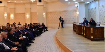 Ilham Aliyev and President Petro Poroshenko made statements for the press