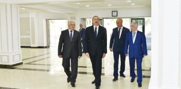 Ilham Aliyev viewed new education block of school No. 12 in Baku