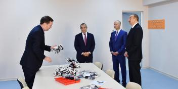 Ilham Aliyev visited IT STEP Academy of Baku Vocational Lyceum No. 9