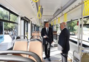 Ilham Aliyev viewed new buses in Sumgayit