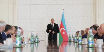 Ilham Aliyev chaired meeting of Cabinet of Ministers dedicated to results of socio-economic development in nine months of 2016 and future objectives