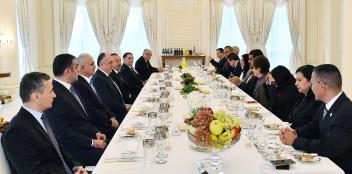 President Ilham Aliyev hosted official dinner for Venezuelan President