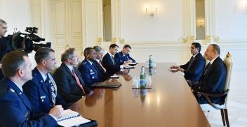 Ilham Aliyev received delegation led by US Transportation Commander