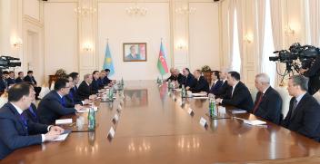 Azerbaijani and Kazakh presidents held expanded meeting