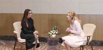 Первый вице-президент Мехрибан Алиева встретилась с послом доброй воли ЮНЕСКО Марианной Вардинояннис