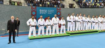 Ilham Aliyev awarded the winners of the judo competitions