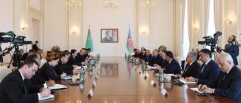 Presidents of Azerbaijan and Turkmenistan held expanded meeting