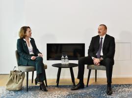 Ilham Aliyev met with Deputy CEO of SUEZ GROUP in Davos