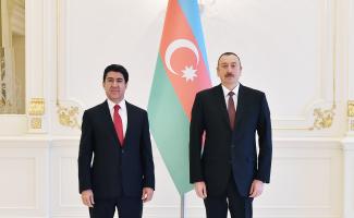 Ilham Aliyev received credentials of incoming Ecuadorian ambassador