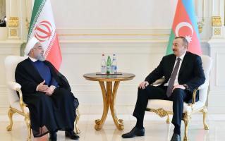 Ilham Aliyev and Iranian President Hassan Rouhani held one-on-one meeting