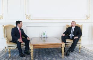 Ilham Aliyev received credentials of incoming Vietnamese ambassador