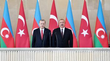 Ilham Aliyev and  Recep Tayyip Erdogan attended the parade dedicated to 100th anniversary of liberation of Baku