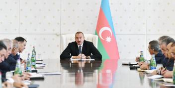 Nazirlər Kabinetinin 2018-ci ilin doqquz ayının sosial-iqtisadi inkişafının yekunlarına və qarşıda duran vəzifələrə həsr olunan iclasında iclasında İlham Əliyevin yekun nitqi