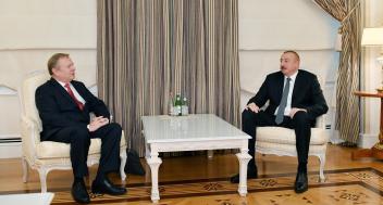 Ilham Aliyev received Belarus ambassador