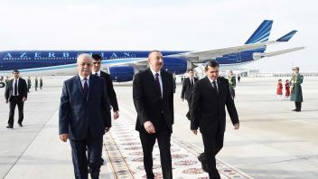 Ilham Aliyev arrived in Turkmenistan for official visit