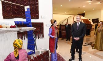 Ilham Aliyev viewed Turkmen national carpet museum