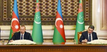 Azerbaijan, Turkmenistan signed bilateral documents