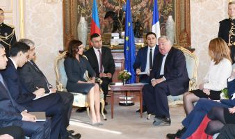 Birinci vitse-prezident Mehriban Əliyeva Fransa Senatının sədri Jerar Larşe ilə görüşüb