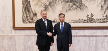 Ilham Aliyev met with member of Political Bureau of Communist Party of China Central Committee Wang Yang in Beijing