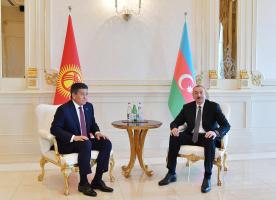 İlham Əliyevin Qırğızıstan Prezidenti Sooronbay Jeenbekov ilə görüşü olub