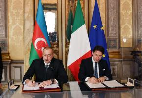 Azerbaijan, Italy exchanged documents