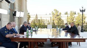 Ilham Aliyev received delegation led by Russian defense minister