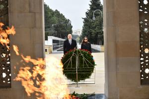 Ilham Aliyev and First Lady Mehriban Aliyeva today have visited the Alley of Martyrs to pay tribute to the Azerbaijani martyrs