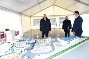 Ilham Aliyev attended a groundbreaking ceremony for two plants in Sumgayit Chemical Industry Park and inaugurated a sheet glass factory