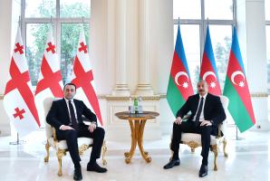 İlham Əliyev Gürcüstanın Baş nazirini qəbul edib