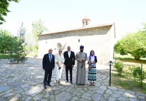 Ilham Aliyev visited secondary school No 1 and Saint Elisæus Jotaari Church in Nij settlement, Gabala