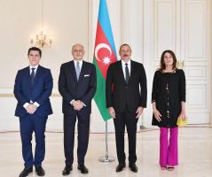 Ильхам Алиев принял верительные грамоты новоназначенного посла Италии в Азербайджане