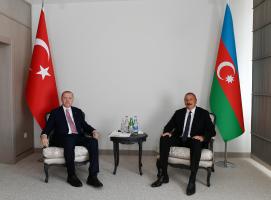 Встреча президентов Азербайджана и Турции один на один