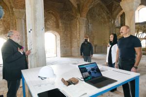 Ilham Aliyev and First Lady Mehriban Aliyeva viewed restoration works in Ashaghi Govhar Agha Mosque in Shusha
