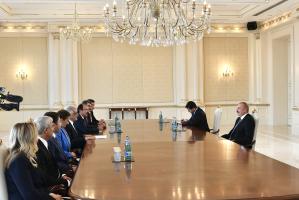 Ильхам Алиев принял делегацию во главе с руководителем турецко-азербайджанской межпарламентской группы дружбы