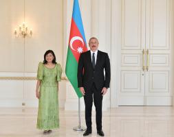 Ilham Aliyev received credentials of incoming Philippine Ambassador