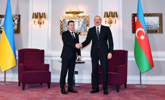 Ильхам Алиев встретился в Брюсселе с Президентом Украины Володимиром Зеленским