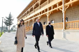 Ilham Aliyev and First Lady Mehriban Aliyeva viewed conditions created at newly renovated Nizami Ganjavi Park