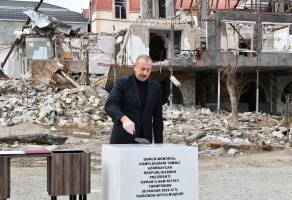 Ilham Aliyev laid the foundation stone for Gandja Memorial Complex