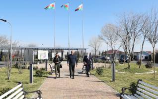 Ilham Aliyev and First Lady Mehriban Aliyeva viewed conditions created at special representative office of President of Azerbaijan